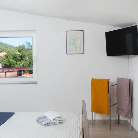 Apartment Tom *