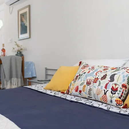 Tom Apartmán *